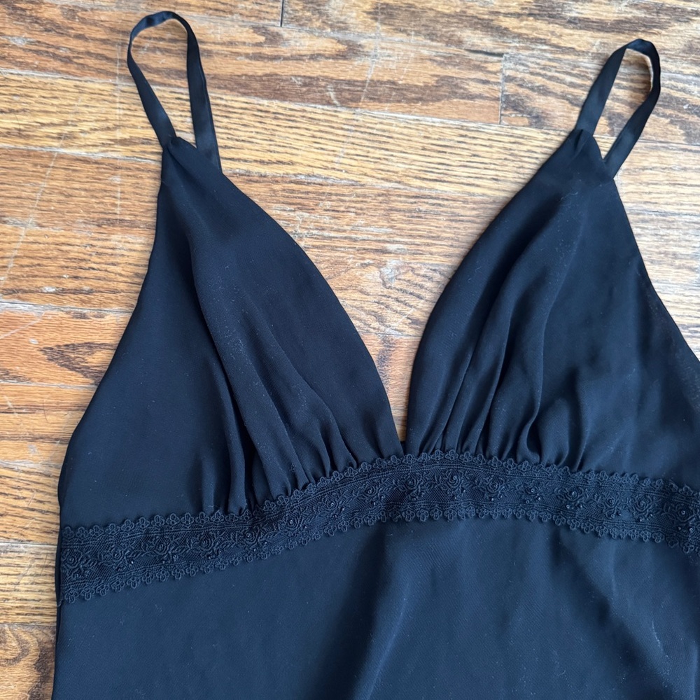 Vintage Y2K Jones New York Black chiffon Chemise with lace detail - size L